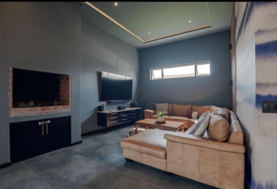 4 Bedroom Property for Sale in Sagewood Western Cape